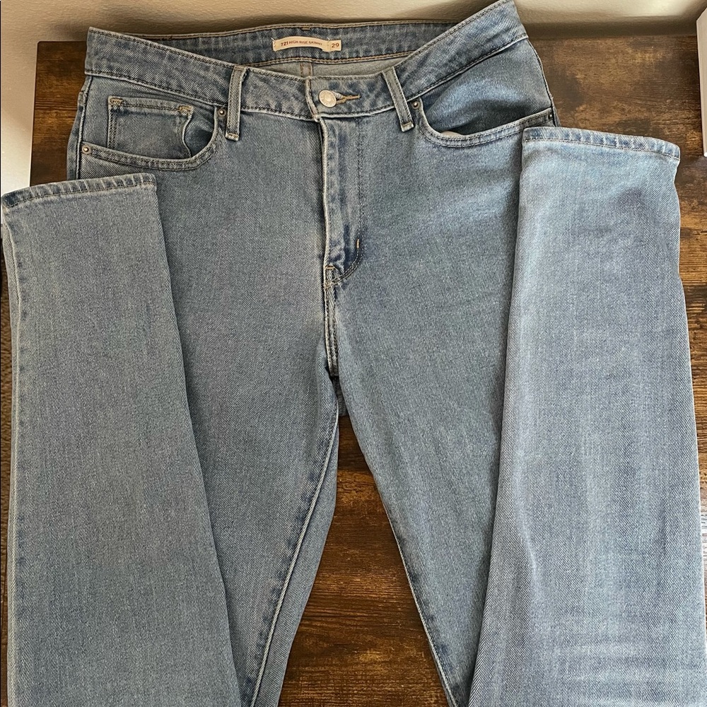 Levi’s 721 high rise Skinny Jeans 👖 ⚡️29/32